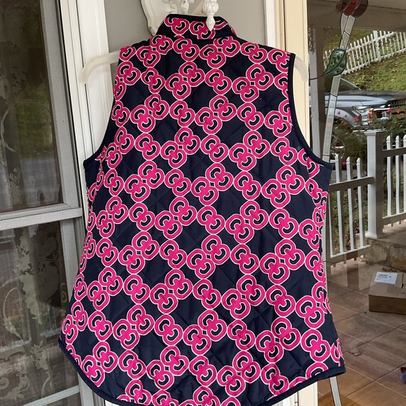 Crown & Ivy women size medium vest Navy Pink EUC Zip pocket - Picture 10 of 13